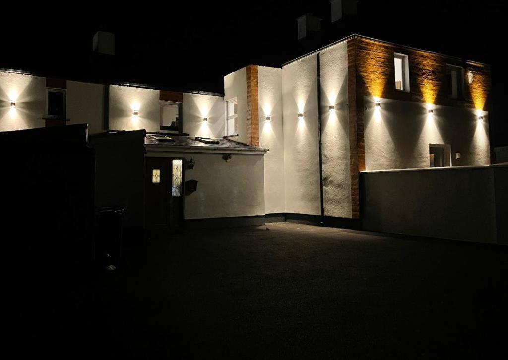 #5 Tgha Luxury One Bedroom Apartment In Athlone Extérieur photo